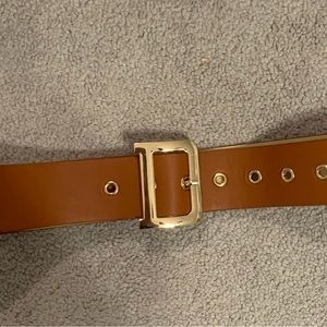 Brown belt with Gold “D” buckle
